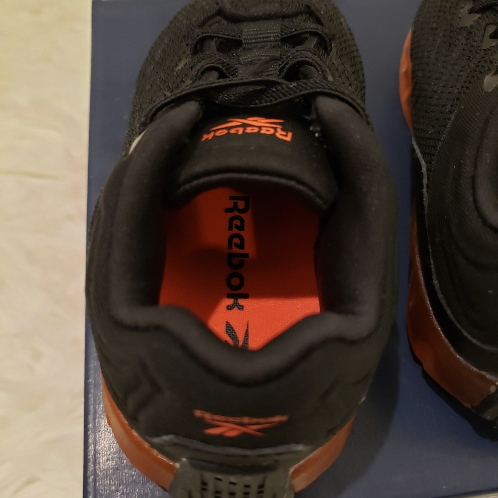 Reebok Training Shoes - Picture 5 of 7